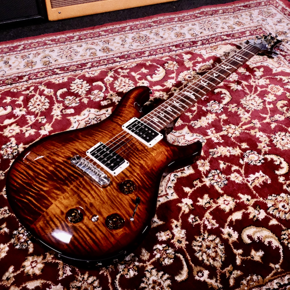 PRS P22/Custom 22 Black Gold Burst 2012 - Image 5